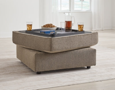 Otomana O'Phannon con almacenamiento