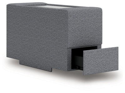 Seccional Omaha by Ashley de 8 piezas con consolas de audio y almacenamiento