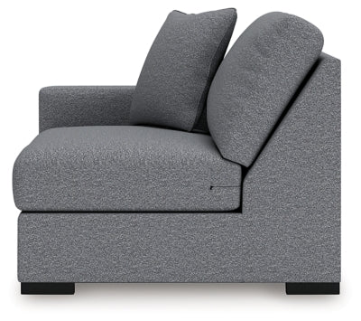 Seccional Omaha by Ashley de 8 piezas con consolas de audio y almacenamiento