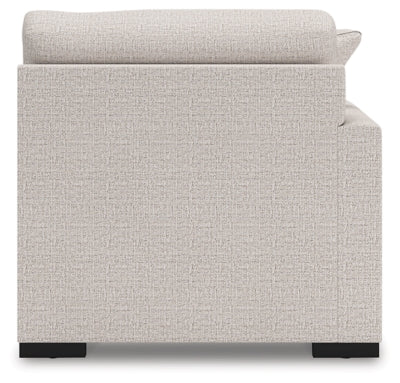 Seccional Omaha by Ashley de 8 piezas con sistema de audio y chaise longue