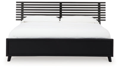 Danziar King Slat Panel Bed