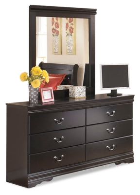 Huey Vineyard Twin Sleigh Headboard, Dresser, Mirror and 2 Nightstands
