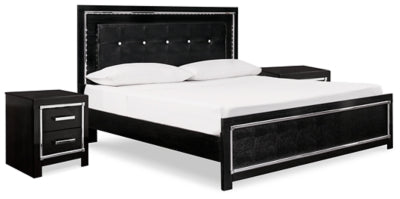 Cama Kaydell King con paneles tapizados y dos mesitas de noche
