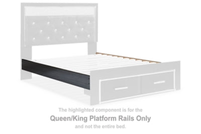 Cama tapizada Kaydell King con paneles, tocador, espejo, cómoda y mesita de noche