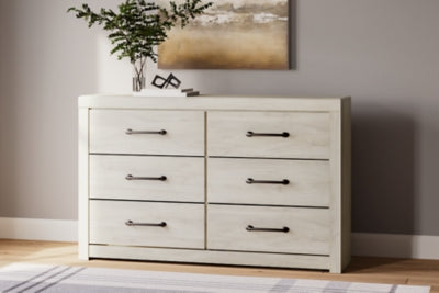 Cambeck King Panel Bed, Dresser, Chest and 2 Nightstands