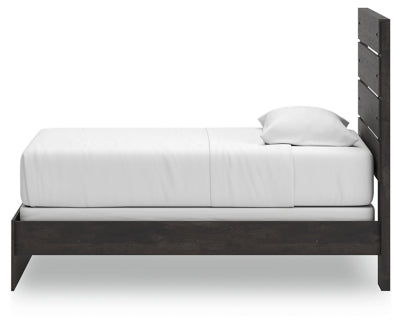 Hollivern Twin Panel Bed, Dresser and Mirror