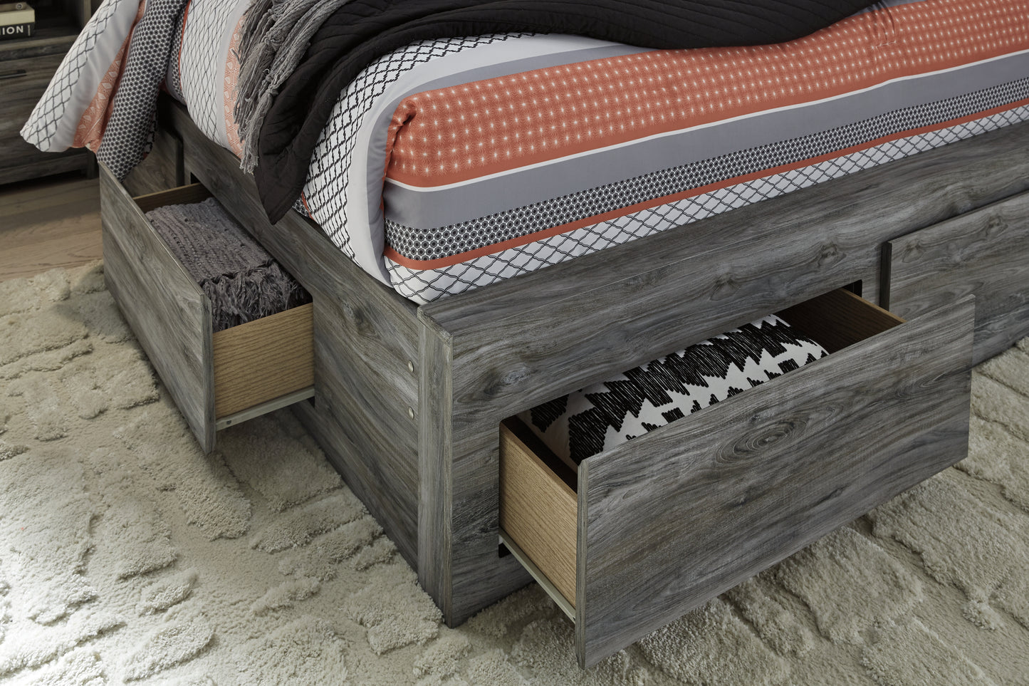 Baystorm Queen Panel Bed with 4 Storage Drawers
