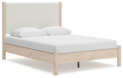 Cama Queen Cadmori con paneles tapizados, cómoda y mesita de noche
