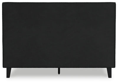 Cama Cadmori Queen tapizada con listones enrollables