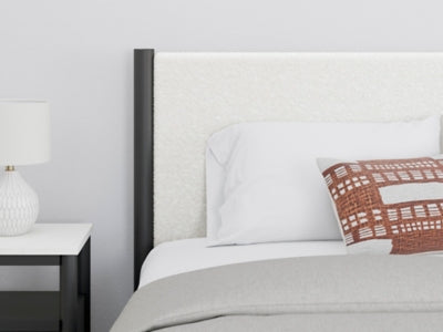 Cama Cadmori con paneles tapizados completos