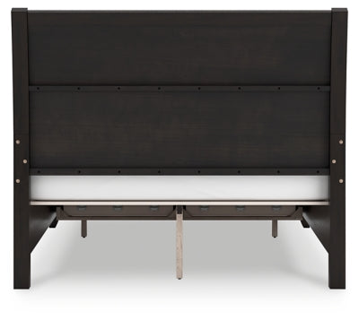 Cama Queen tipo trineo con espacio de almacenamiento Bambori