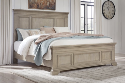 Vallardia Queen Panel Bed