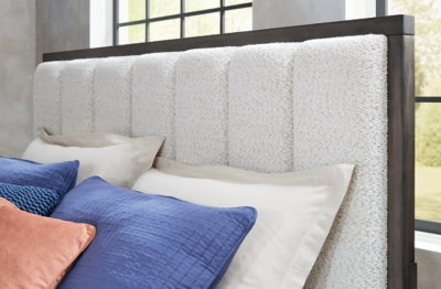 Westonfort California King Upholstered Panel Bed