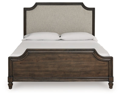 Cama Queen con paneles tapizados Veramond