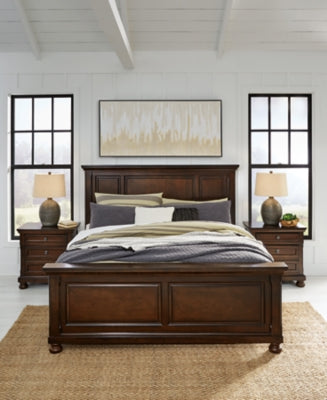 Cama Porter King con paneles, cómoda y dos mesitas de noche