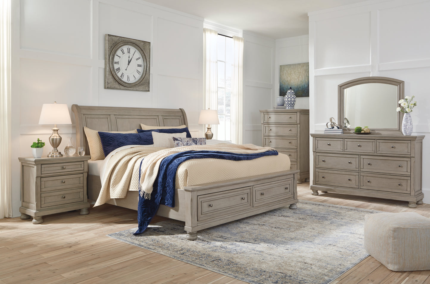 Lettner Queen Sleigh Bed with 2 Storage Drawers