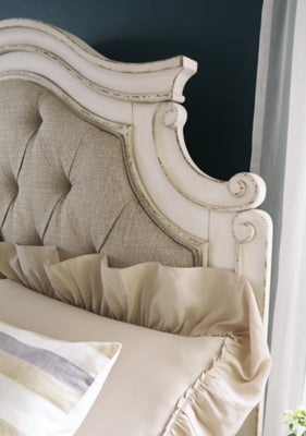 Cama Queen con paneles tapizados Realyn