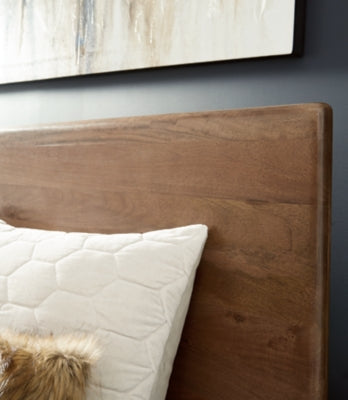 Cama Queen con paneles Isanti