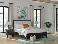 Cama California King con almacenamiento y paneles tapizados Portdown