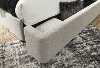 Cama Queen tapizada con almacenaje Fawnburg