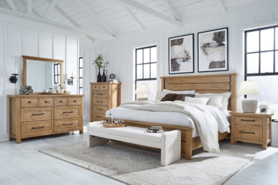 Kristiland King Panel Bed