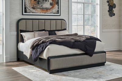 Cama tapizada Rowanbeck California King con paneles