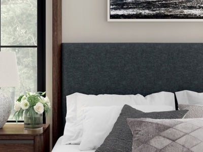 Dilenno King Canopy Bed