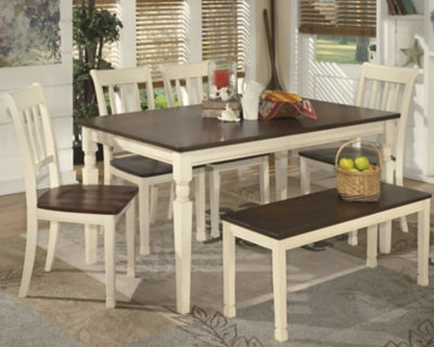 Mesa de comedor Whitesburg, 4 sillas, banco y servidor