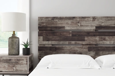 Cama Queen con plataforma y paneles Neilsville