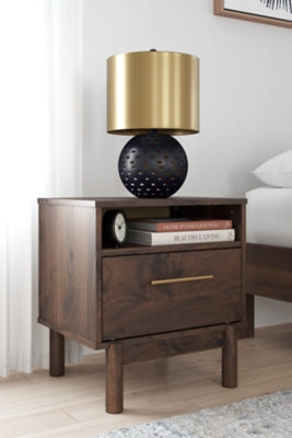 Cama Queen Calverson con plataforma, tocador y mesita de noche