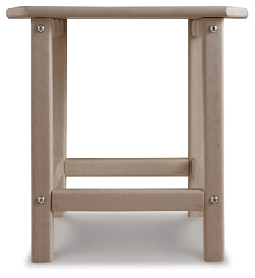 Sundown Treasure 4 Adirondack Chairs and Outdoor End Table