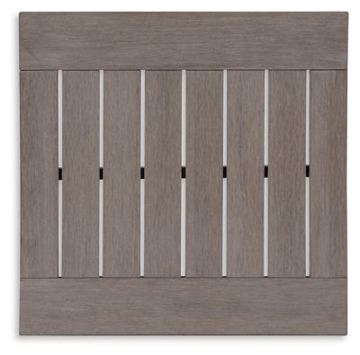 Mesa auxiliar de exterior Hillside Barn