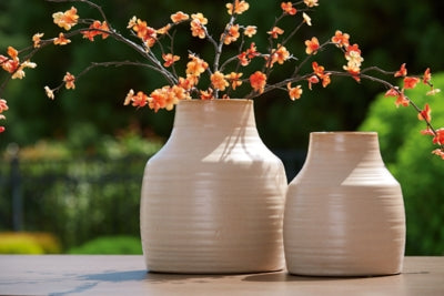 Millcott Vase (Set of 2)