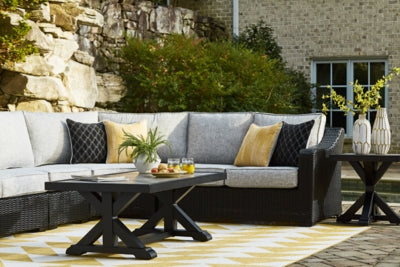 Beachcroft Outdoor End Table