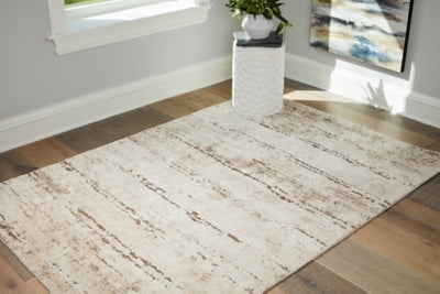 Kasney 5' x 7' Rug