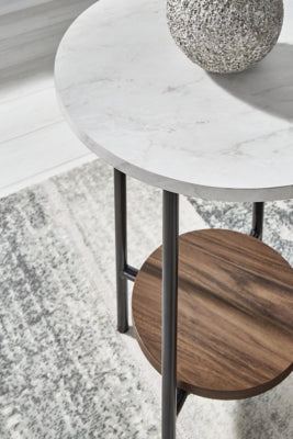 Wrenwich Table (Set of 3)