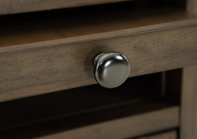 Mesa auxiliar auxiliar Treytown Chairside