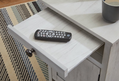 Mesa auxiliar auxiliar Treytown Chairside