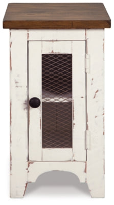 Mesa auxiliar Wystfield Chairside