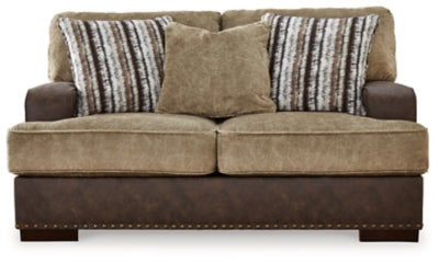 Sofá y loveseat Alesbury