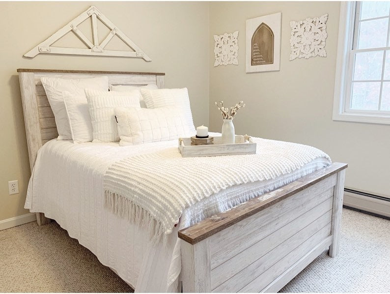 Cama Willowton Queen con paneles