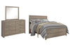 Cama Queen Culverbach con paneles, tocador y espejo