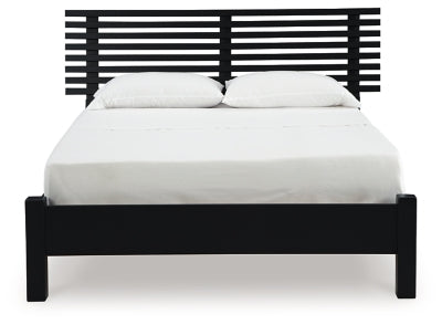 Danziar Queen Slat Panel Bed