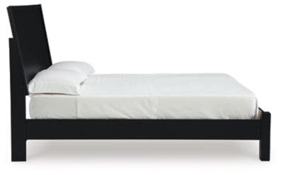 Danziar Queen Panel Bed