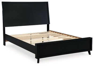 Cama con paneles completos Danziar
