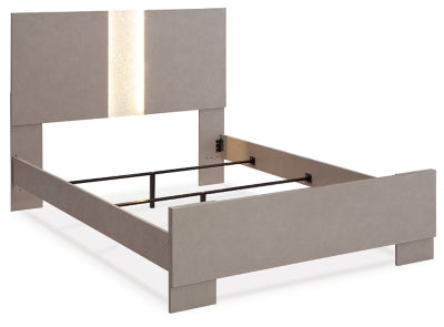 Surancha Queen Panel Bed, Dresser, Mirror, Chest and 2 Nightstands