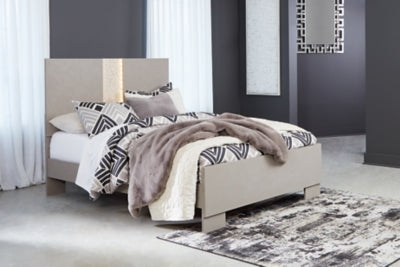 Surancha Queen Panel Bed, Dresser, Mirror, Chest and 2 Nightstands