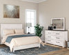 Cama Queen con paneles, tocador y espejo Gerridan