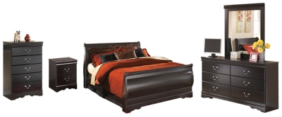 Cama Queen tipo trineo Huey Vineyard con tocador, espejo, cómoda y mesita de noche