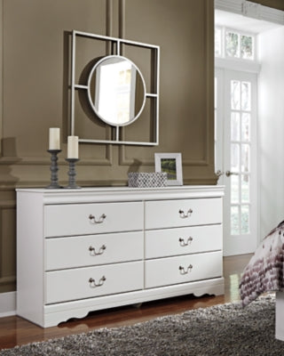 Anarasia Dresser